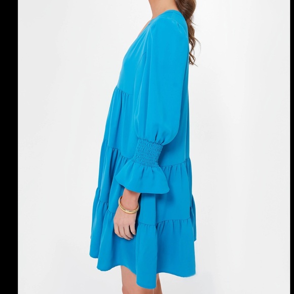 Capri Blue Crepe Kenzo Dress
POMANDER PLACE - Picture 2 of 8